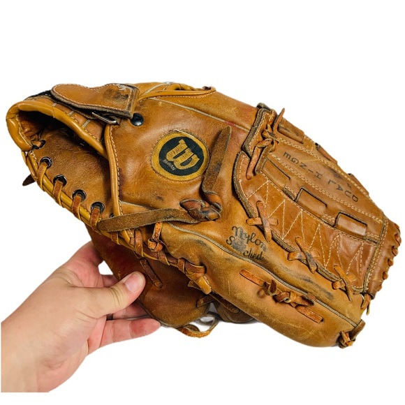 wilson ron guidry glove